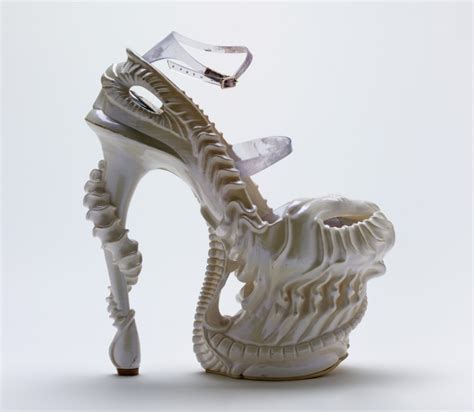 alien shoes atlantis catwalk.